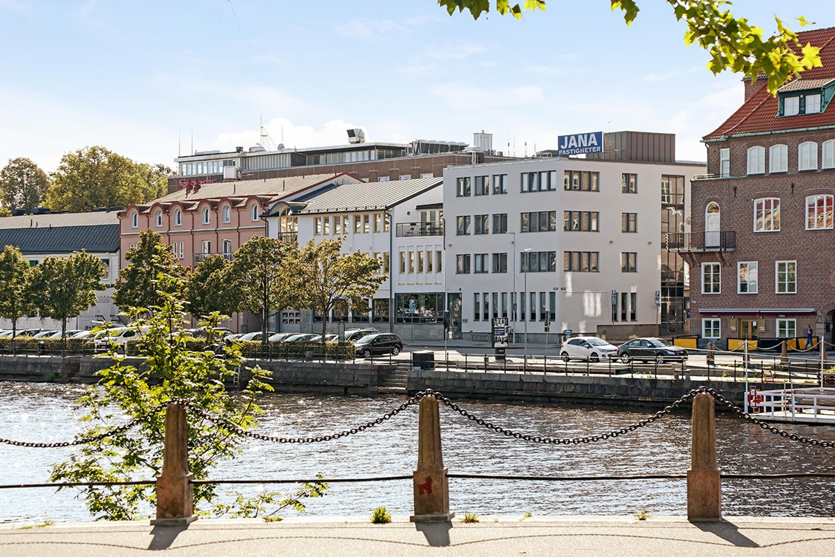Hamngatan 9