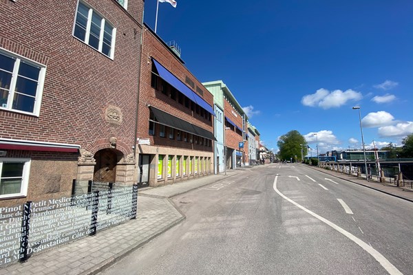 Hamngatan 11